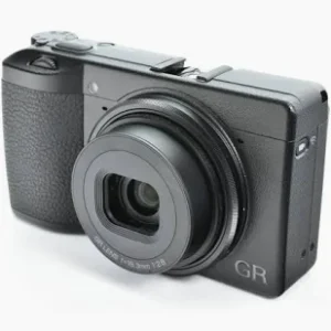 Ricoh GR III